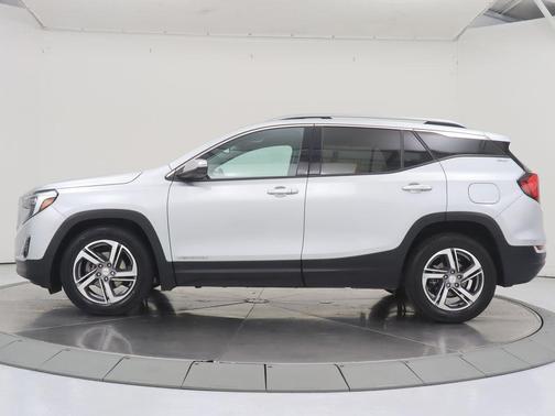 Quicksilver Metallic 2021 GMC Terrain SLT