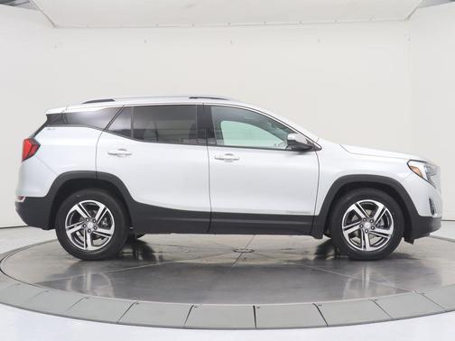 Quicksilver Metallic 2021 GMC Terrain SLT