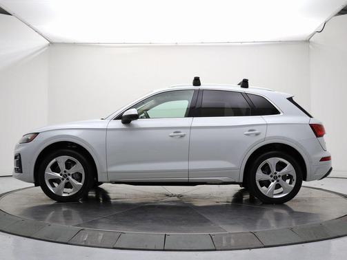 2021 Audi Q5 45 Prestige