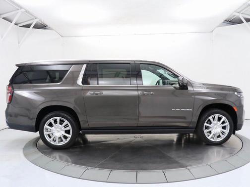 2021 Chevrolet Suburban 4WD High Country