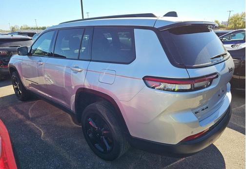 2022 Jeep Grand Cherokee L Altitude