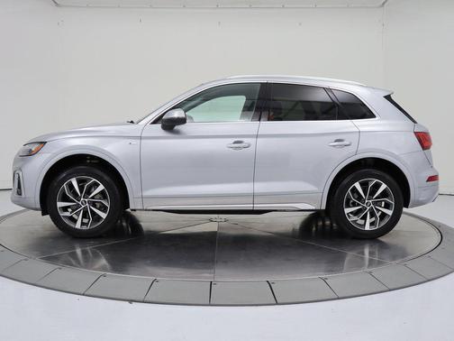 2022 Audi Q5 45 S line Premium