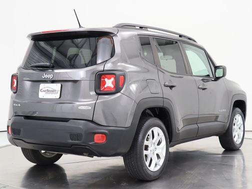 Granite Crystal Metallic Clearcoat 2016 Jeep Renegade Latitude