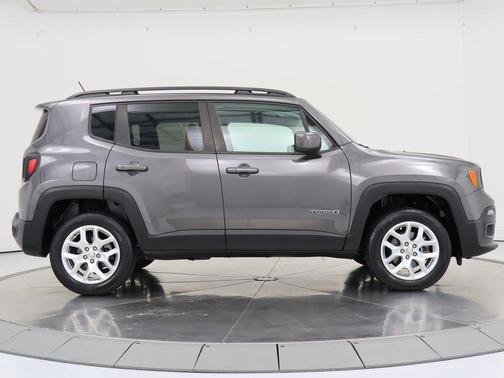 Granite Crystal Metallic Clearcoat 2016 Jeep Renegade Latitude
