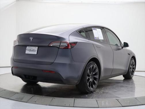 2022 Tesla Model Y Long Range Dual Motor All-Wheel Drive