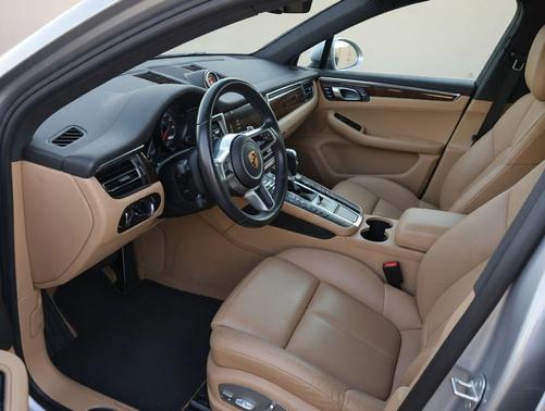 2020 Porsche Macan S