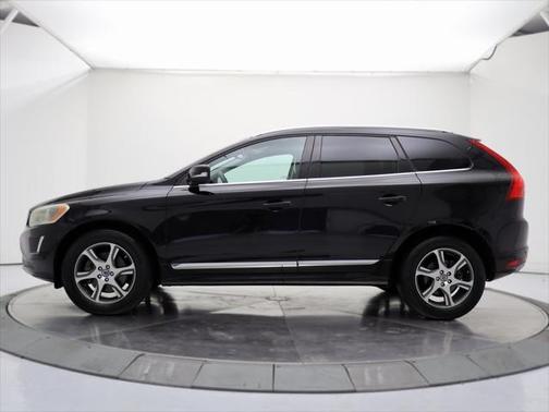 2015 Volvo XC60 T6 Platinum