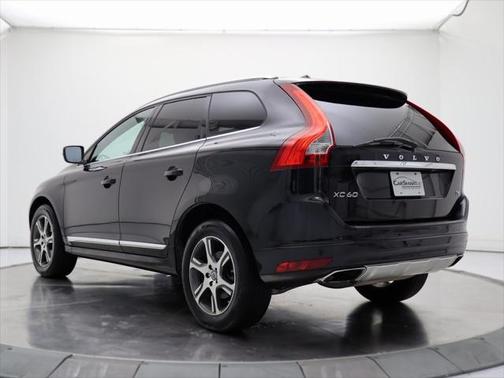 2015 Volvo XC60 T6 Platinum