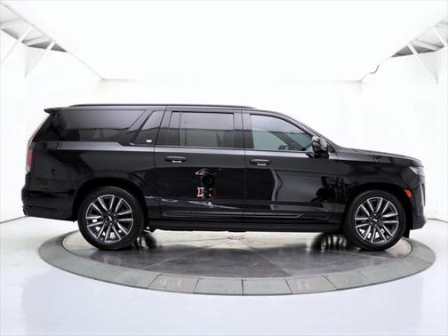 2021 Cadillac Escalade ESV Sport Platinum