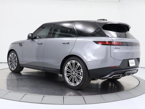 2023 Land Rover Range Rover Sport SE