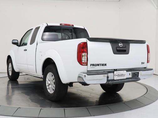 Glacier White 2019 Nissan Frontier SV-I4