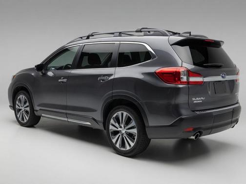 Magnetite Gray Metallic 2022 Subaru Ascent Touring 7-Passenger