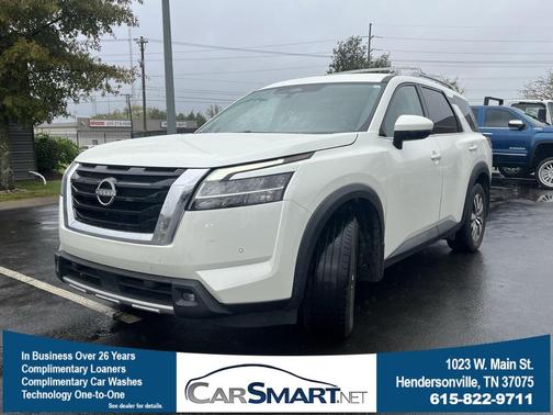 2022 Nissan Pathfinder SL 2WD