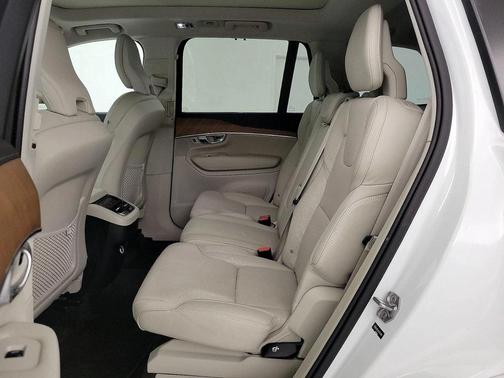 2020 Volvo XC90 T6 Inscription