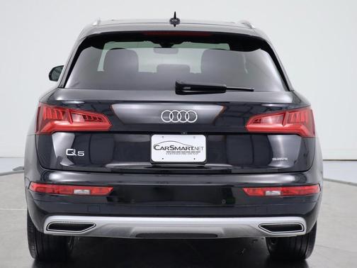 2020 Audi Q5 45 Premium Plus