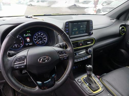 2020 Hyundai KONA Limited