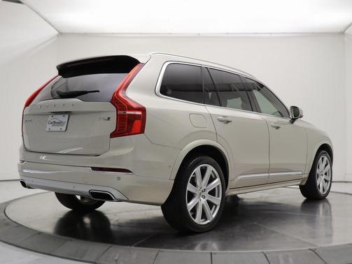 2018 Volvo XC90 T6 Inscription