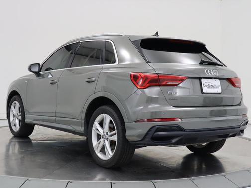 Chronos Gray Metallic 2020 Audi Q3 45 S line Premium
