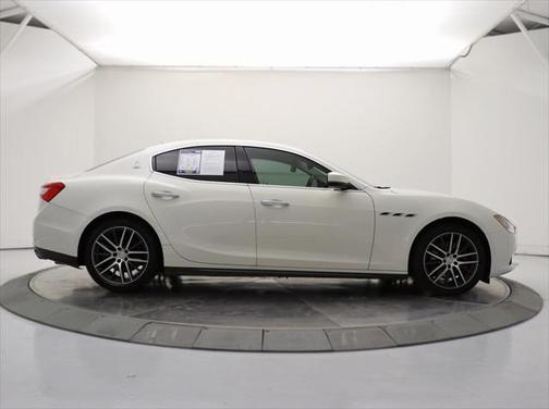 2017 Maserati Ghibli Base
