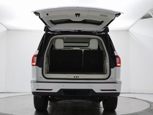 2021 Lincoln Navigator Black Label