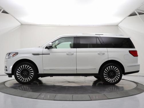 2021 Lincoln Navigator Black Label
