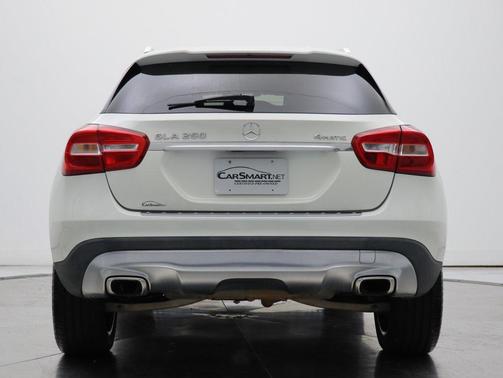 2017 Mercedes-Benz GLA 250 Base