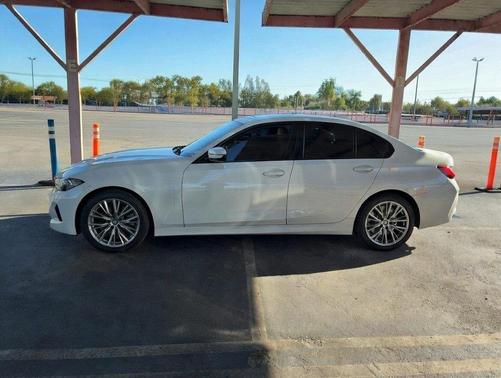 2023 BMW 330 330i