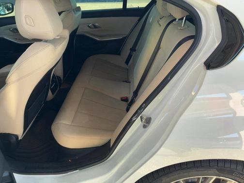 2023 BMW 330 330i