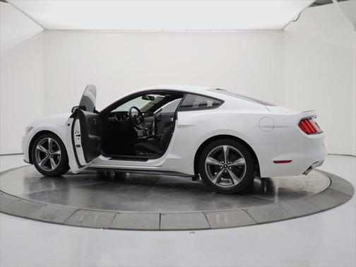 2015 Ford Mustang V6