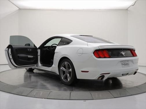 2015 Ford Mustang V6