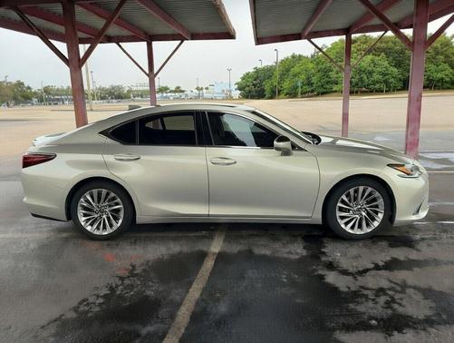 2019 Lexus ES 350 Ultra Luxury