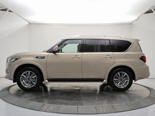 2021 INFINITI QX80 Luxe