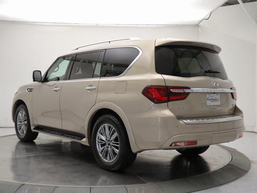 2021 INFINITI QX80 Luxe