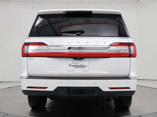 WHITE PLATINUM TRI-COAT MET 2019 Lincoln Navigator Reserve