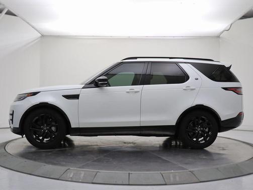 2020 Land Rover Discovery Landmark Edition