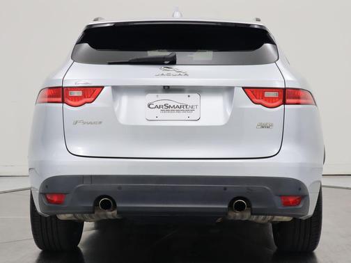 Indus Silver Metallic 2019 Jaguar F-PACE 25t R-Sport