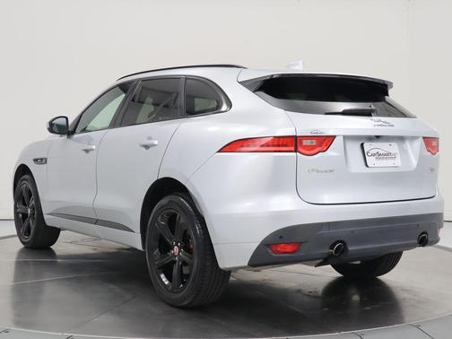 Indus Silver Metallic 2019 Jaguar F-PACE 25t R-Sport