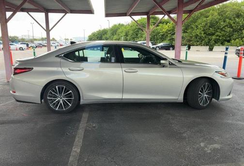 2022 Lexus ES 350 Premium