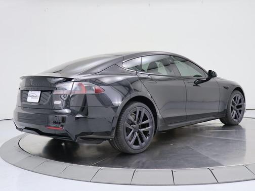 2021 Tesla Model S Plaid