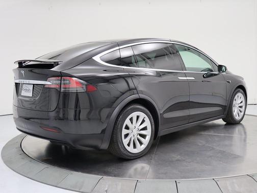 2020 Tesla Model X Long Range Dual Motor All-Wheel Drive