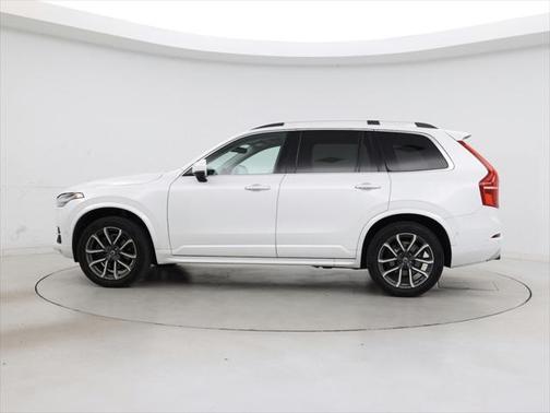 2019 Volvo XC90 T5 Momentum