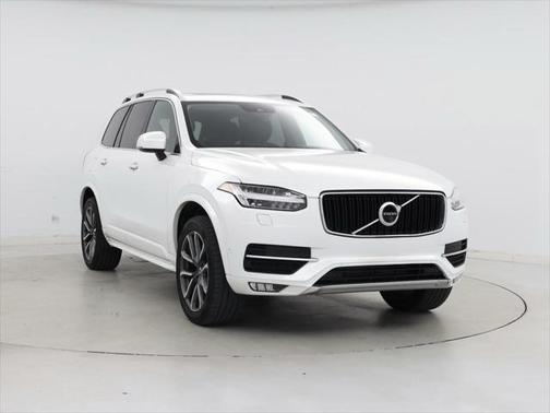 2019 Volvo XC90 T5 Momentum