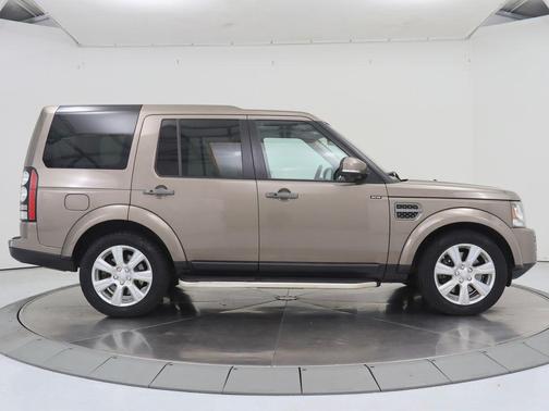 Kaikoura Metallic 2016 Land Rover LR4 Base