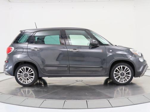 Grigio Scuro (Gray Metallic) 2019 FIAT 500L Trekking