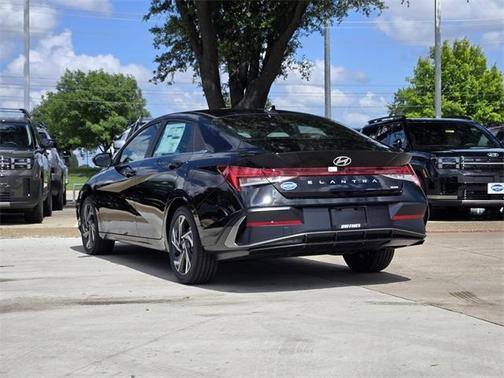 2025 Hyundai ELANTRA HEV Limited