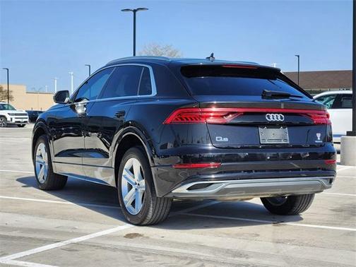 2021 Audi Q8 55 Premium
