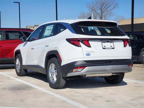 2025 Hyundai TUCSON SE
