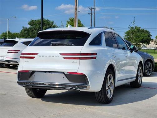 2026 Genesis GV70 2.5T Advanced