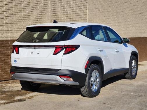 2025 Hyundai TUCSON SE