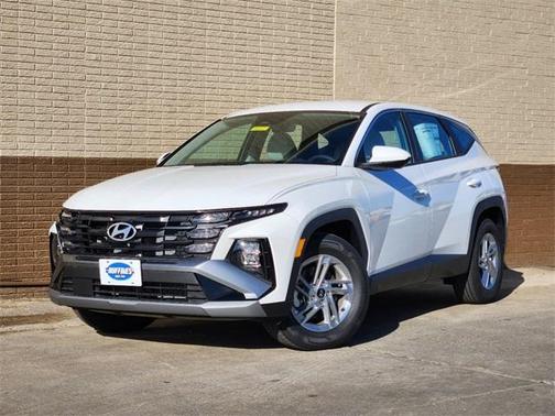 2025 Hyundai TUCSON SE
